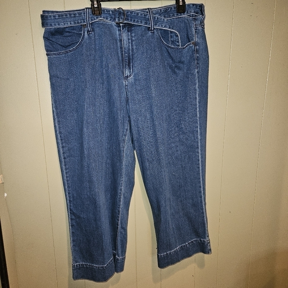 Universal Thread Pull-On Capris Jeans with Belted Waist, Plus-Size 18, Stretch